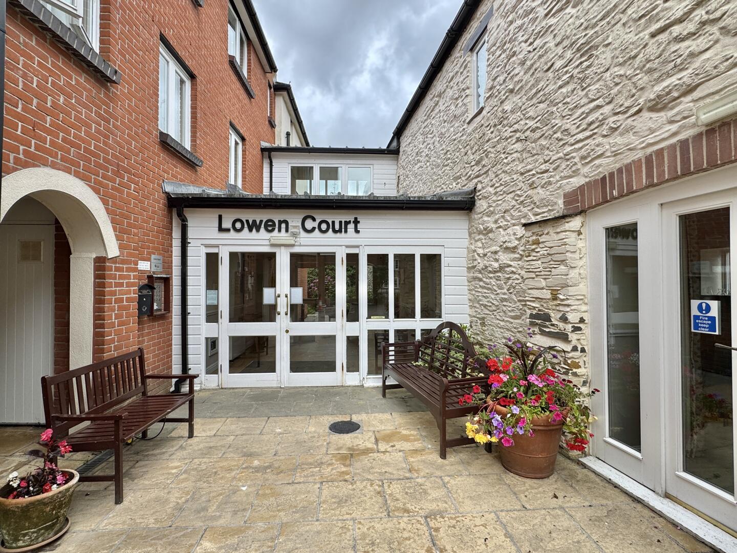 1 bed property in Quay Street, Truro